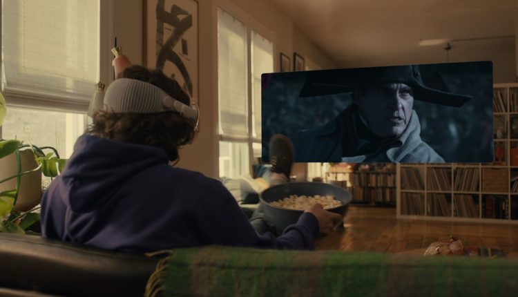 Τα ακουστικά Vision Pro είναι πραγματικά η πρώτη τηλεόραση της Apple
