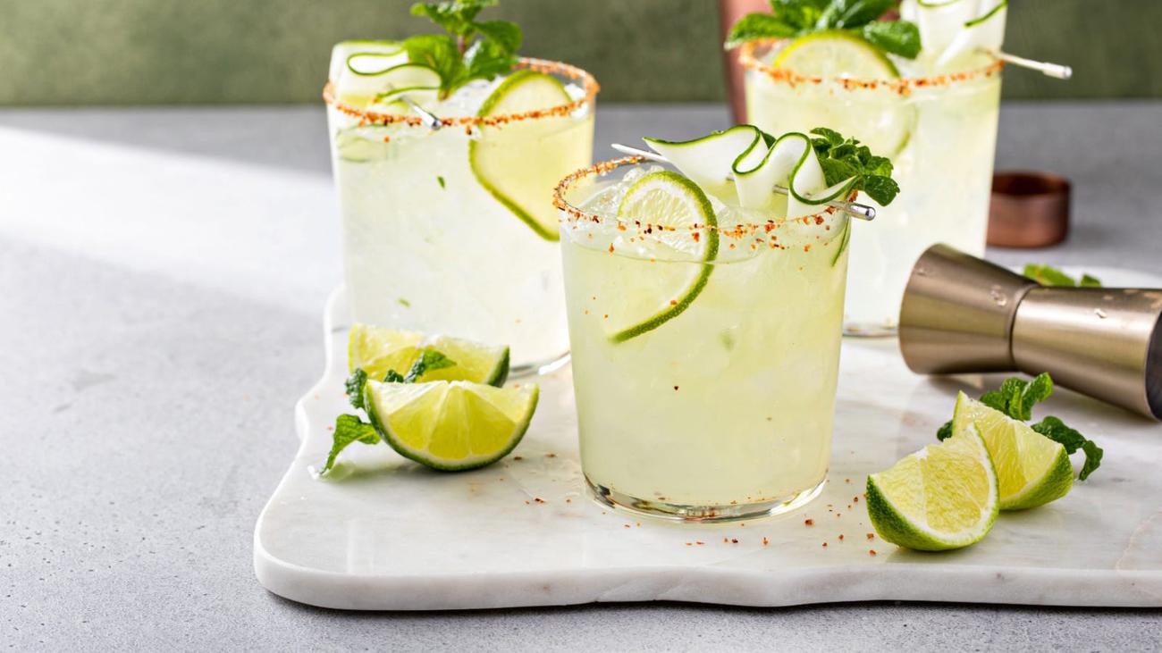 Τι είναι το Margarita Burn; Τι πρέπει να γνωρίζετε πριν από το ποτό σε εξωτερικούς χώρους – LifeSavvy