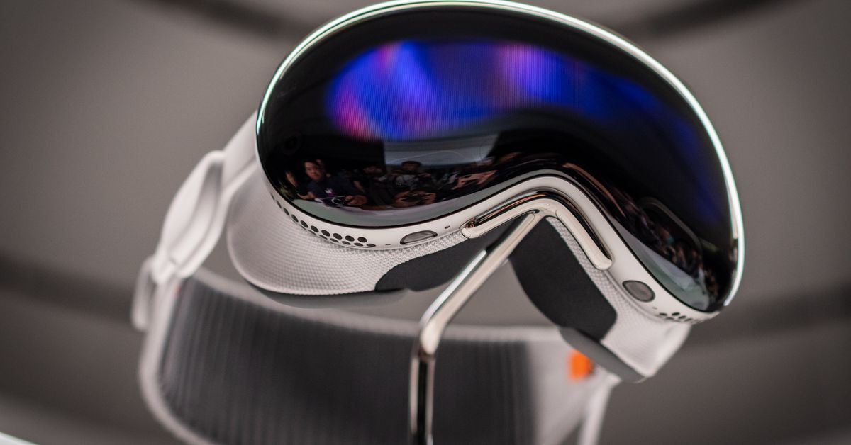 Το Apple Vision Pro παρουσιάζει μια άποψη για ένα μοναχικό μέλλον
