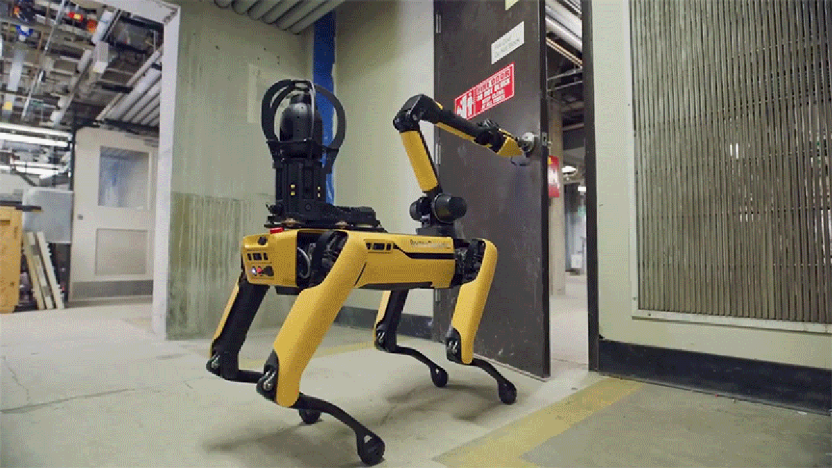 Το Robot Dog Spot της Boston Dynamics μπορεί τώρα να παραβεί κλειστές πόρτες
