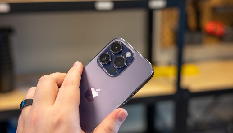 Το iPhone σας θα σας επιτρέψει να ανταλλάξετε αριθμούς με το AirDrop
