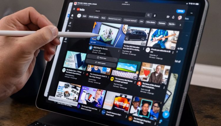 Το μεγαλύτερο iPad Pro της Apple με γρήγορο επεξεργαστή M2 έχει έκπτωση 99 $
