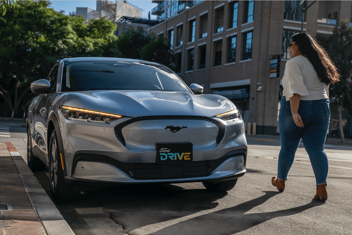 Το πιλοτικό πρόγραμμα της Ford προσφέρει στους οδηγούς της Uber στην Καλιφόρνια ευέλικτες μισθώσεις Mach-E
