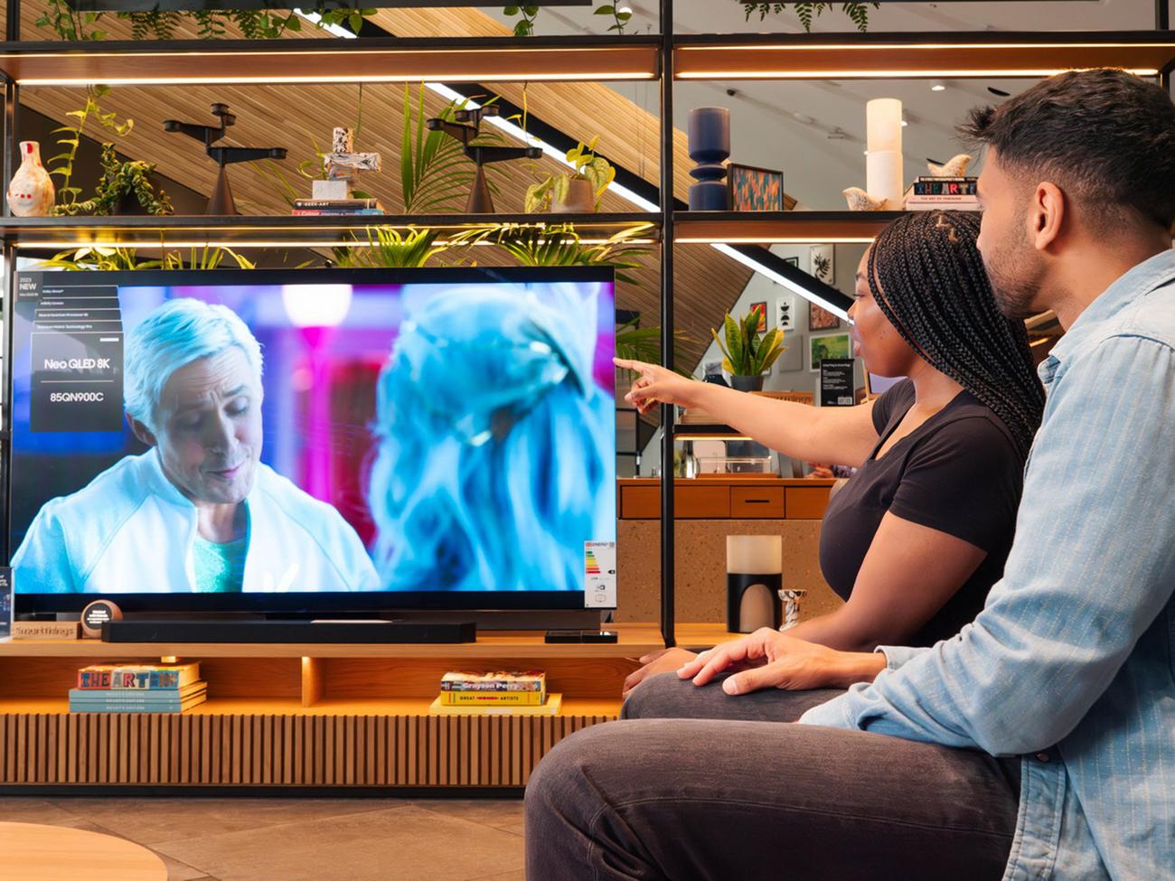 Η Samsung ανακοινώνει τη συνεργασία της με την Warner Bros. Pictures