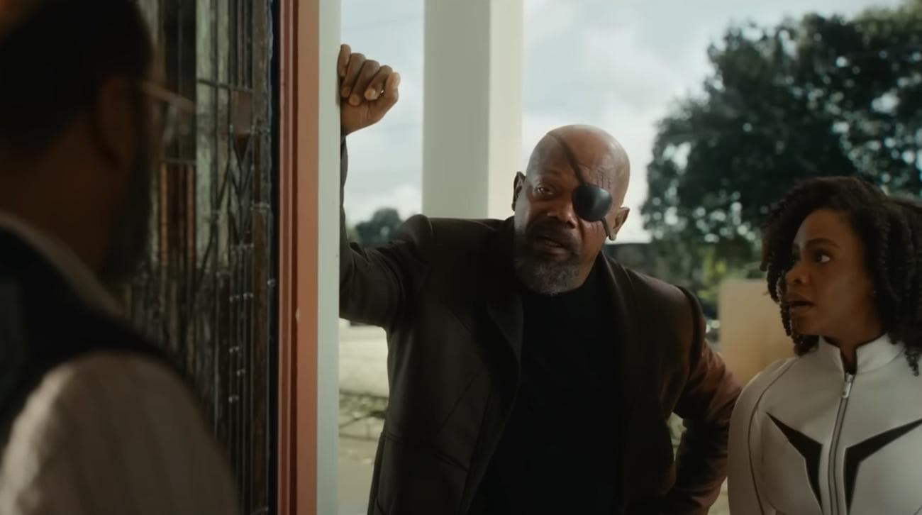 Ο Nick Fury (Samuel L. Jackson) και η Monica Rambeau (Teyonah Parris) επισκέπτονται τους Khans.