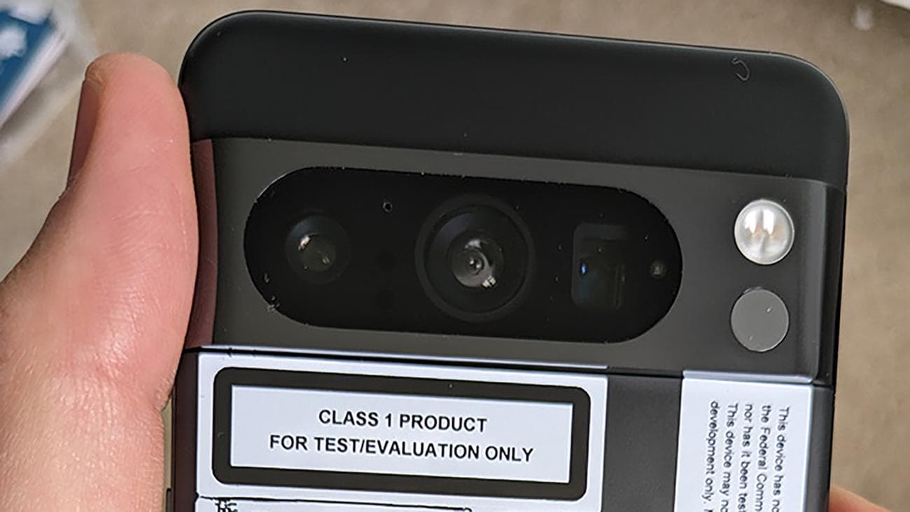 Google Pixel 8 Pro Prototype Reddit Hero