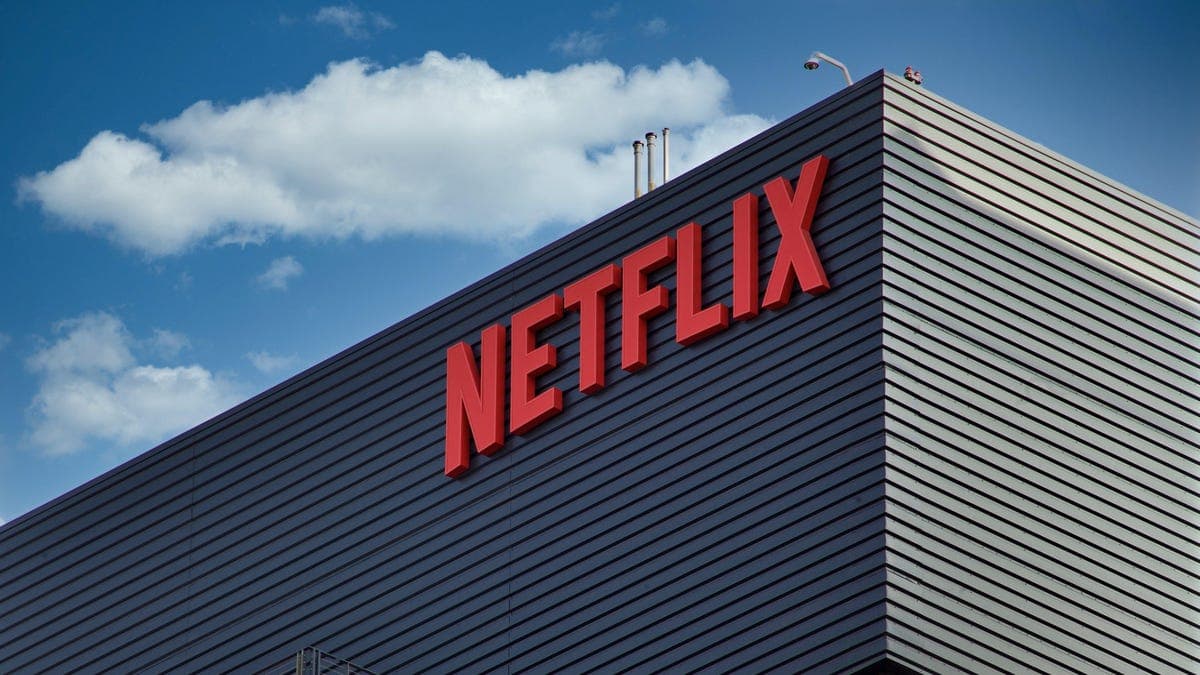 Netflix Is Looking to Pay an AI Manager $900,000