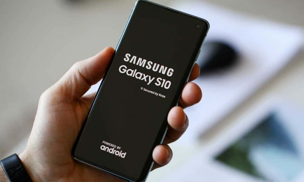 Το Galaxy S10 συνεχίζει να βουίζει, λαμβάνει μία ενημέρωση για βελτιώσεις διεπαφής χρήστη
