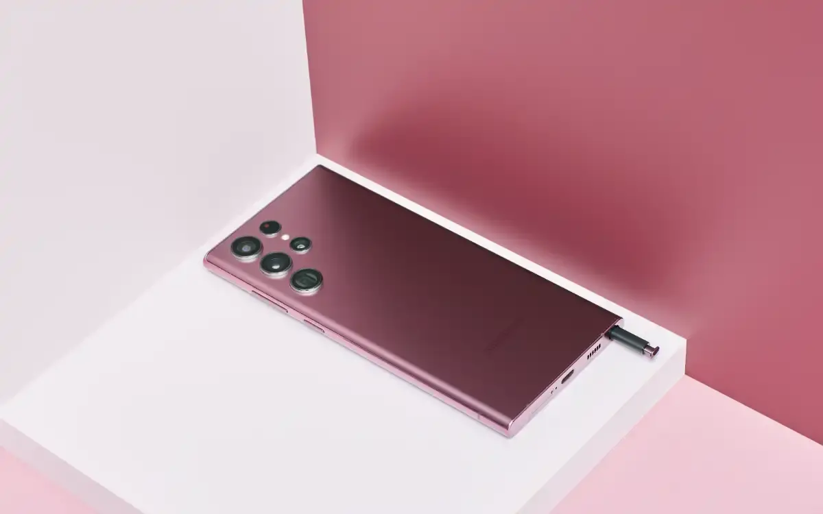 Ενημέρωση ασφαλείας Ιουλίου 2023 για Galaxy S22 Bags
