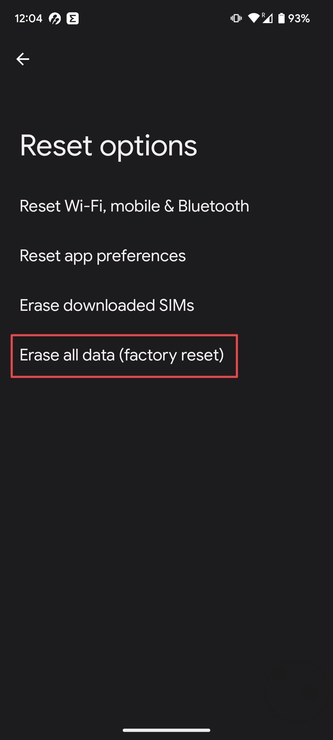 Επιλέγοντας την επιλογή Διαγραφή όλων των δεδομένων για επαναφορά εργοστασιακών ρυθμίσεων ενός τηλεφώνου Google Pixel