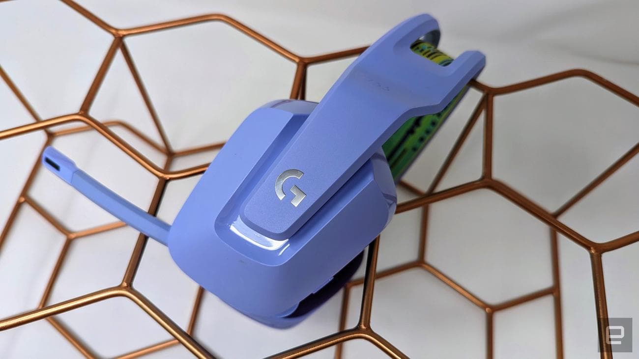 Logitech G733 Lightspeed Wireless Gaming Headset