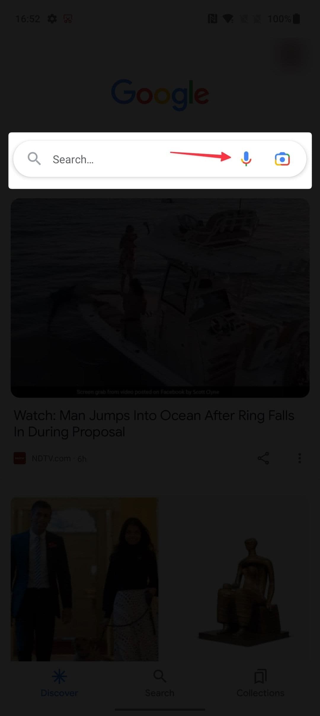 Η αρχική σελίδα της εφαρμογής Google εμφανίζει το κουμπί μικροφώνου