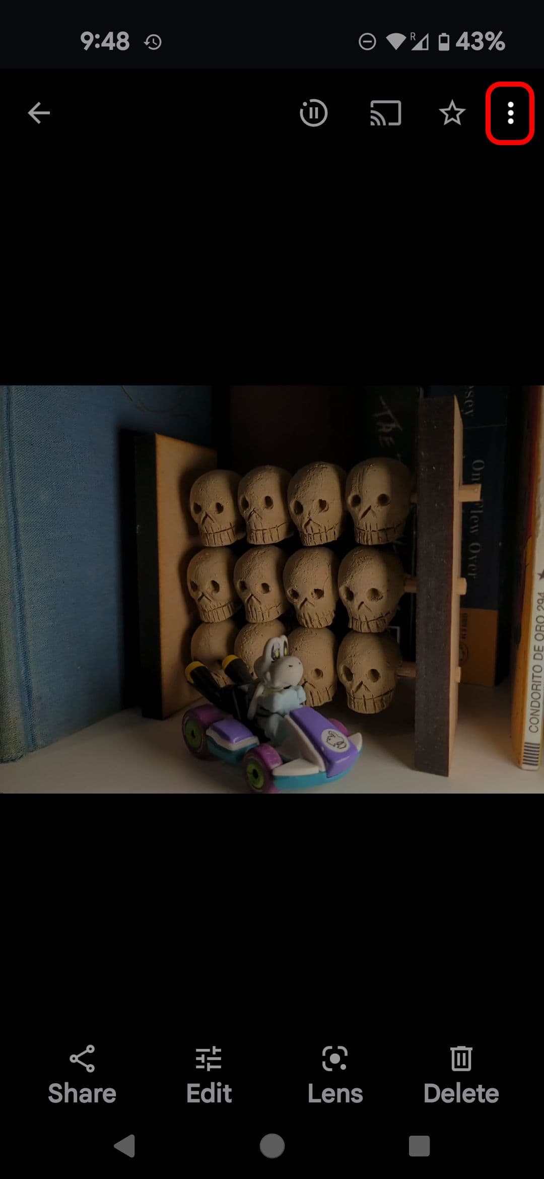 Προβολή φωτογραφιών Google Photos που επισημαίνει το εικονίδιο μενού με τις τρεις κουκκίδες