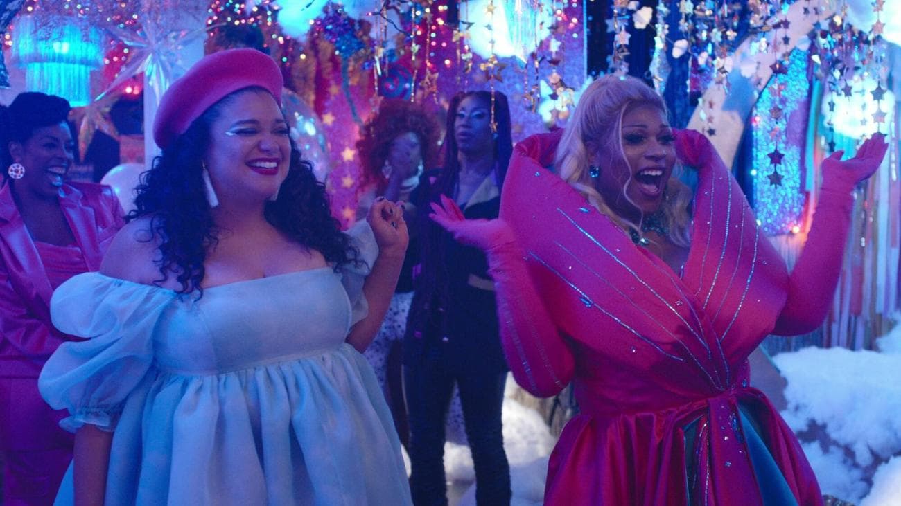 Η Michelle Buteau και η Peppermint κάνουν πάρτι 