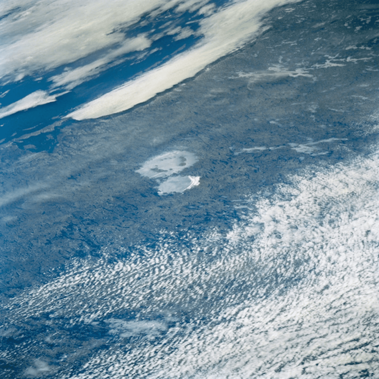 Οι κρατήρες Clearwater Lakes στο βόρειο Κεμπέκ του Καναδά, όπως φαίνεται από το διάστημα.