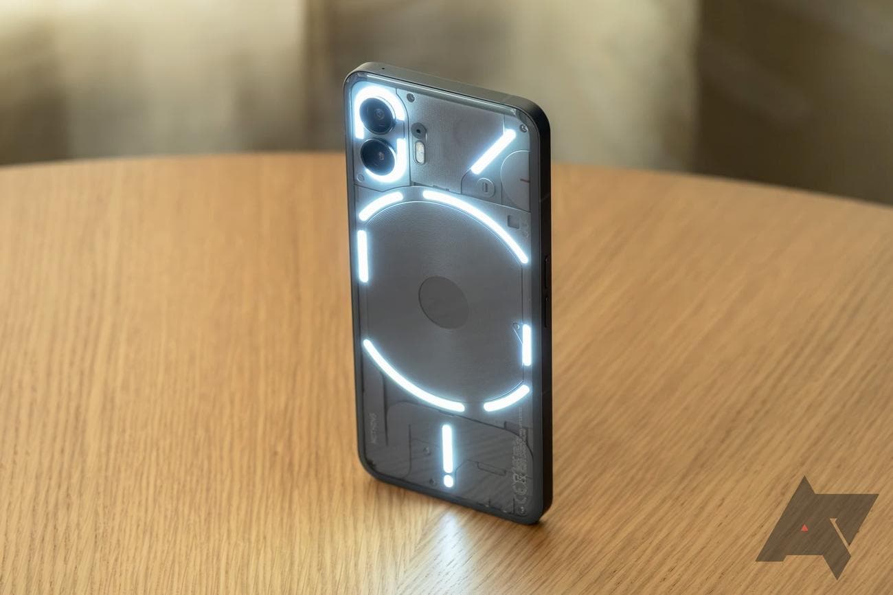 nothing-phone-2-glyph-4