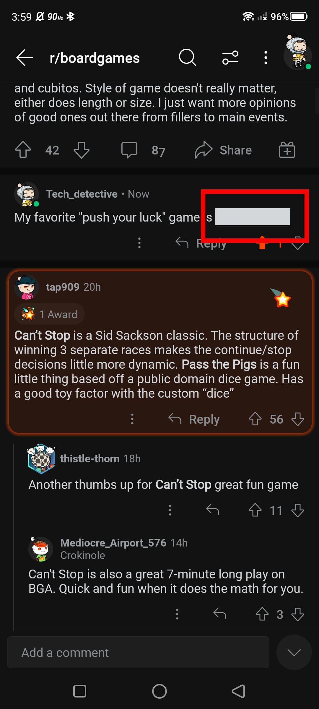 Κόκκινο ορθογώνιο στο διαδίκτυο πάνω από λευκό μπλοκ σε κείμενο χρησιμοποιώντας την εφαρμογή Reddit για κινητά (σκοτεινή λειτουργία)