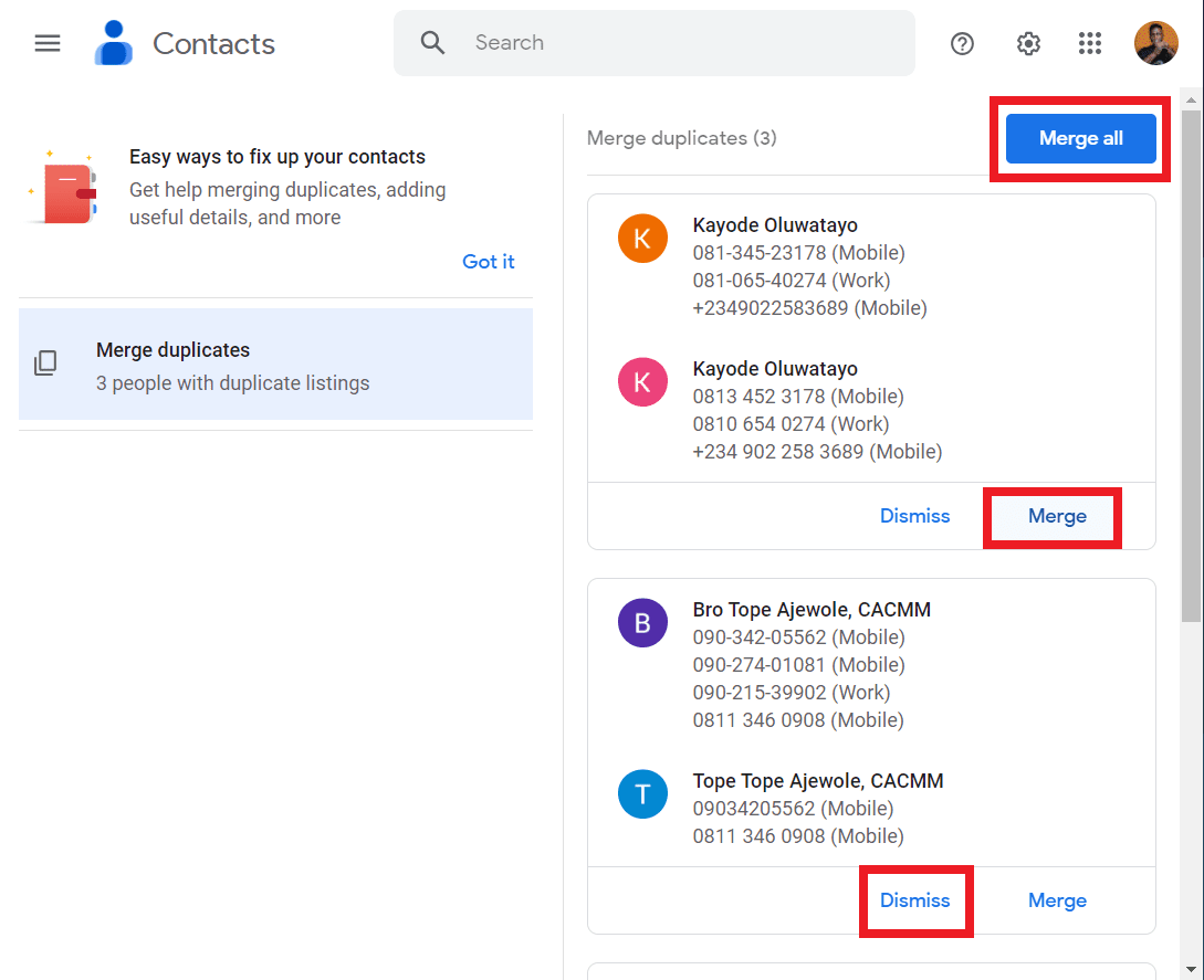 Ένα στιγμιότυπο οθόνης που επισημαίνει όλες τις επιλογές συγχώνευσης και επιδιόρθωσης στις Επαφές Google για τον ιστό