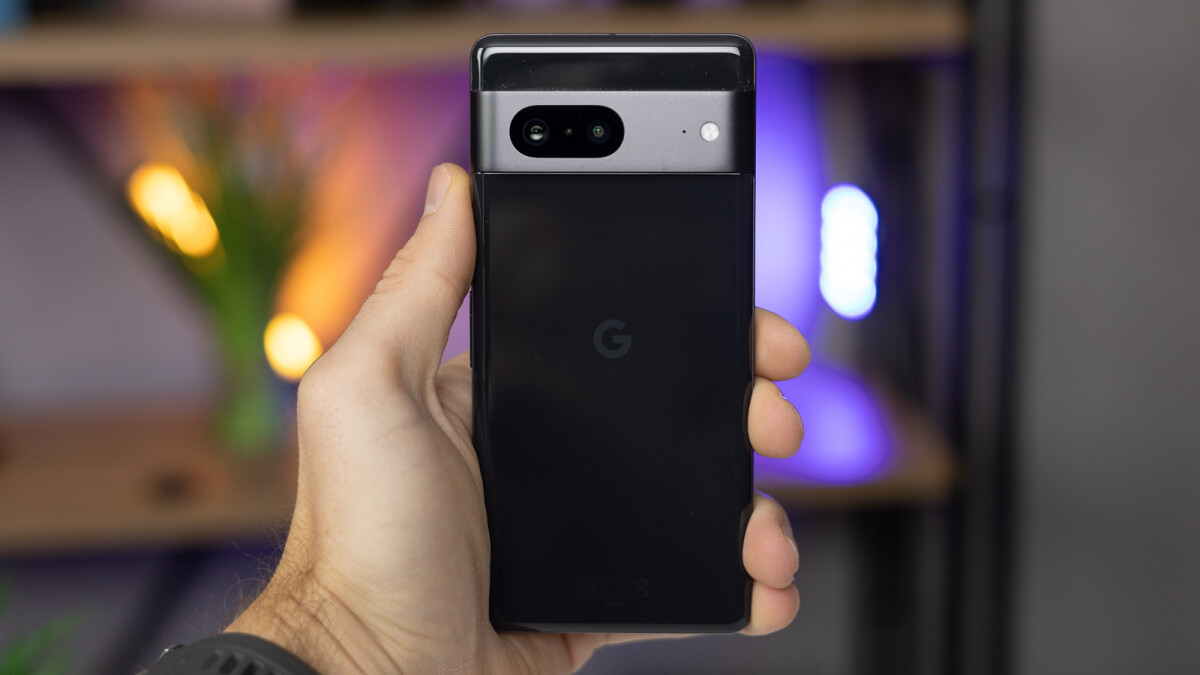 Here's how you can save up to $200 on Google's excellent Pixel 7 before Prime Day