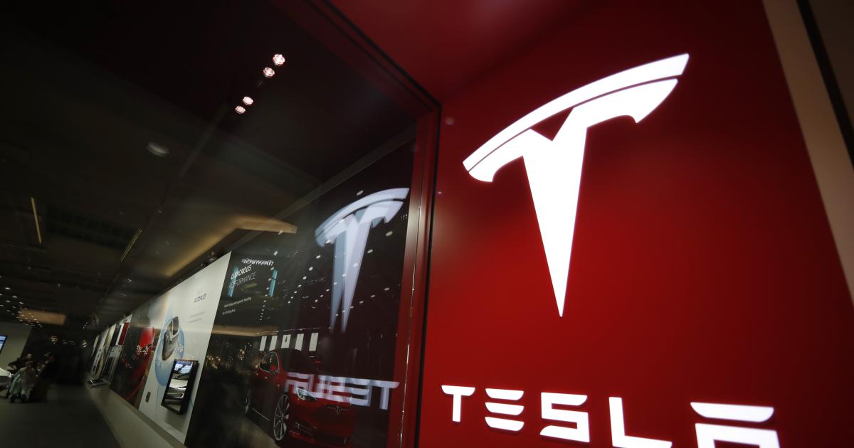 Η Tesla προσφέρει στους πελάτες μια εφάπαξ μεταφορά με πλήρη αυτοοδήγηση έως τις 30 Σεπτεμβρίου
