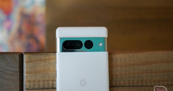 Η Σειρά Pixel 8 αποκτά μικροσκοπικό buff μπαταρίας σε φόρτιση και χωρητικότητα
