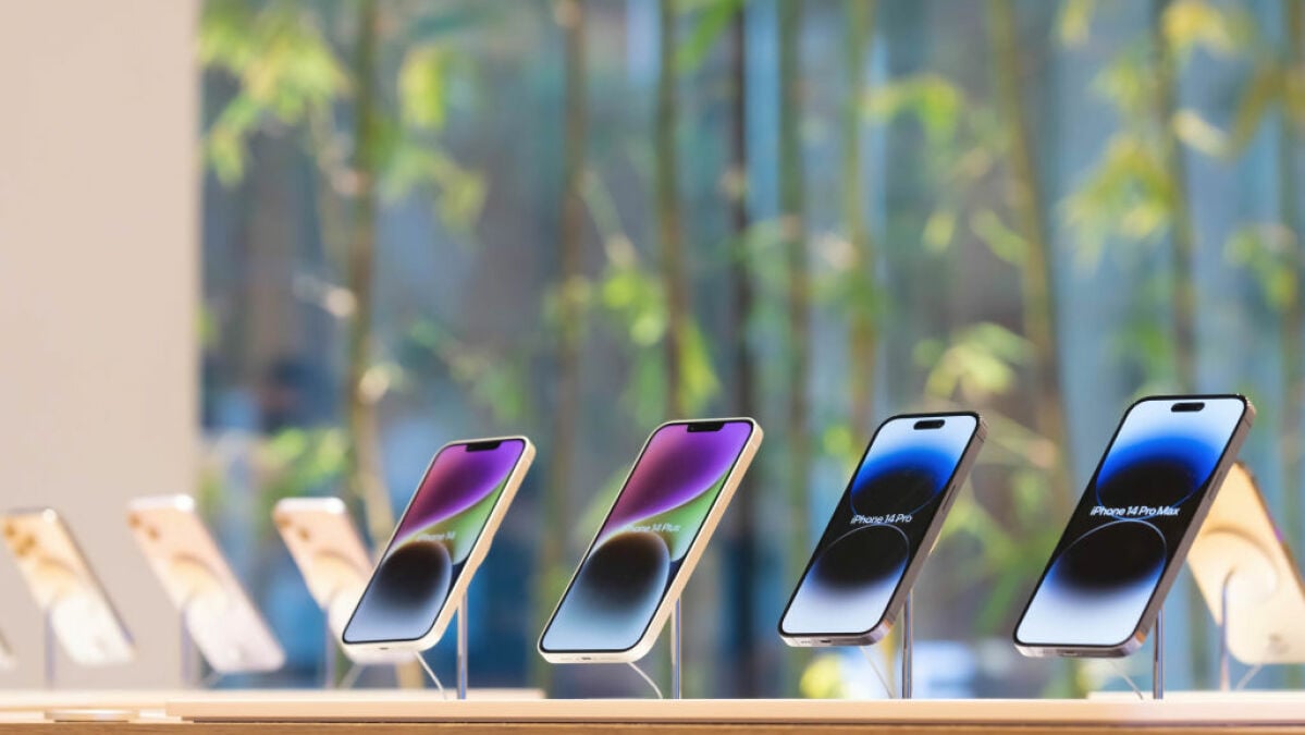 Η σειρά iPhone 15 ενδέχεται να συνοδεύεται από σημαντικές αλλαγές στην οθόνη
