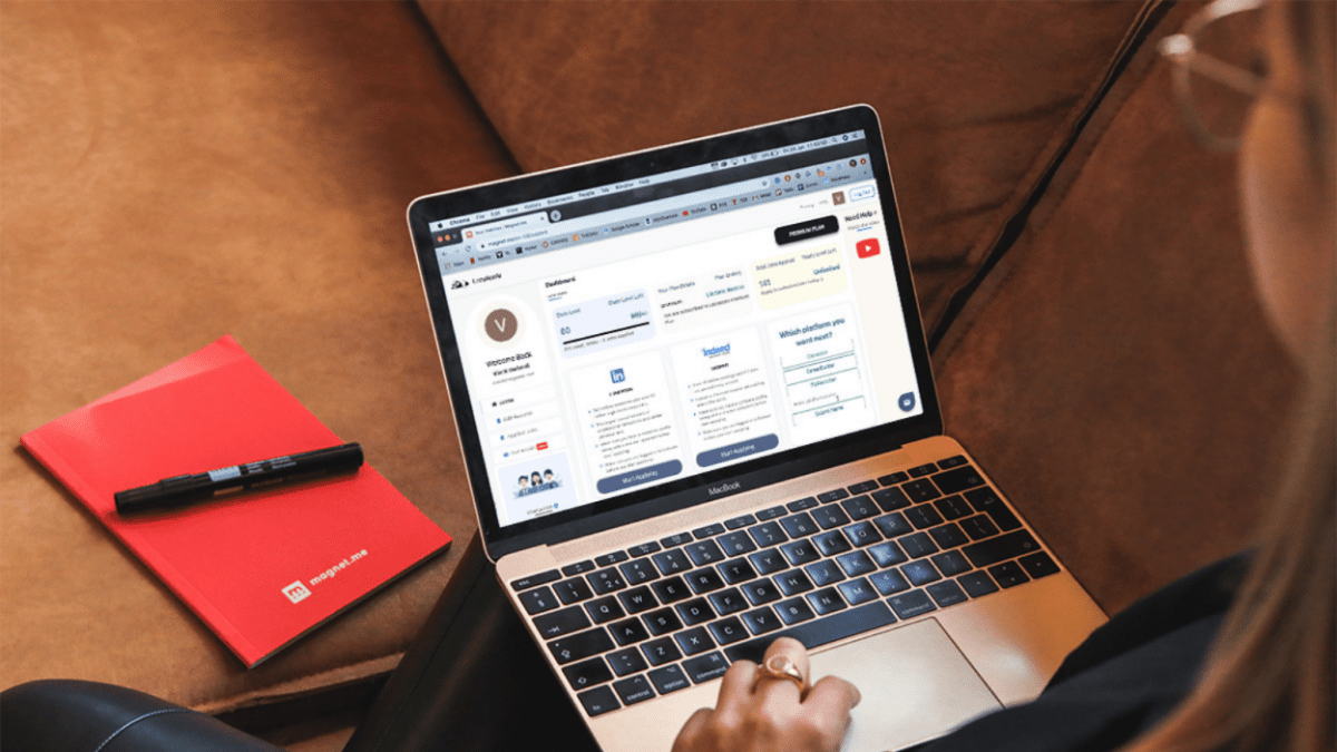 Καλύτερη συμφωνία με ρομπότ για αίτηση εργασίας AI: Έκπτωση 54% στο LazyApply
