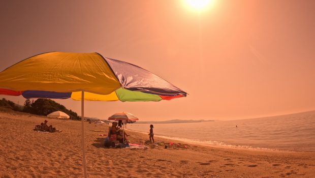 Καύσωνας: Η Μεσόγειος υπερθερμαίνεται πιο γρήγορα από τον υπόλοιπο πλανήτη - «Βράζουν» οι ελληνικές θάλασσες