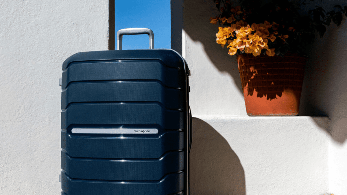 Οι καλύτερες ταξιδιωτικές προσφορές αυτήν την εβδομάδα: φθινοπωρινό και χειμερινό πάσο της Frontier's 299 $, συν δωρεάν ημέρες στο Universal Orlando