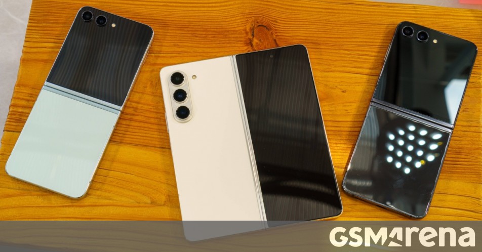 Τα Samsung Galaxy Z Fold5, Flip5 διατίθενται ήδη στη Ρωσία
