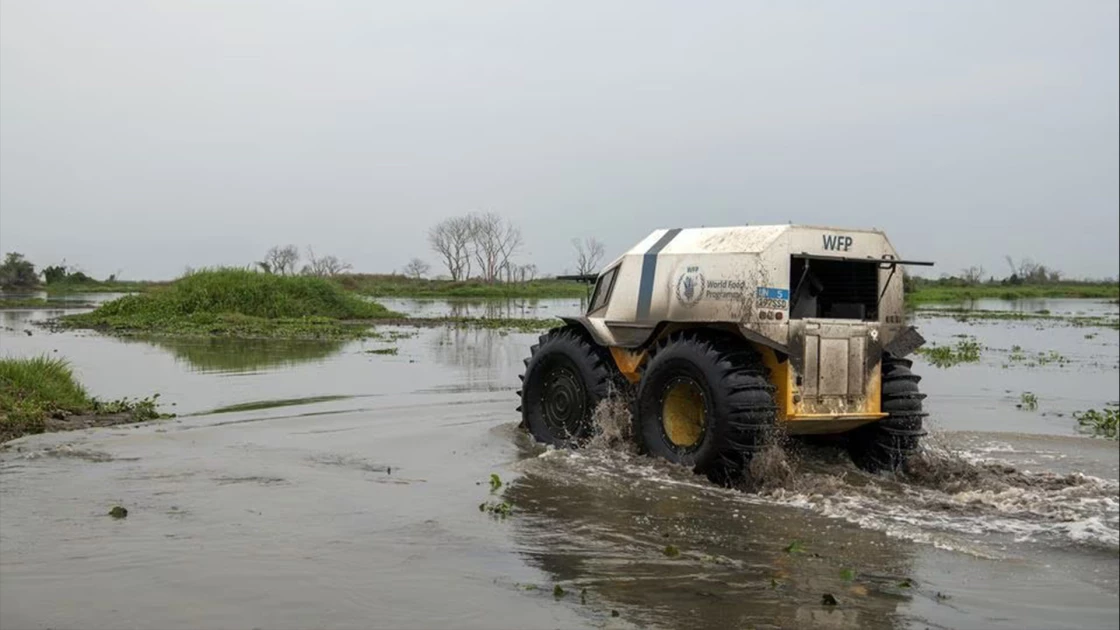 Τα Ηνωμένα Έθνη επιστρατεύουν αυτόνομα AI οχήματα για παράδοση τροφίμων
