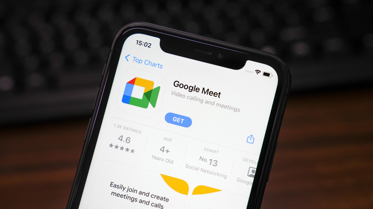Το Google Meet δοκιμάζει υπόβαθρα που δημιουργούνται από AI
