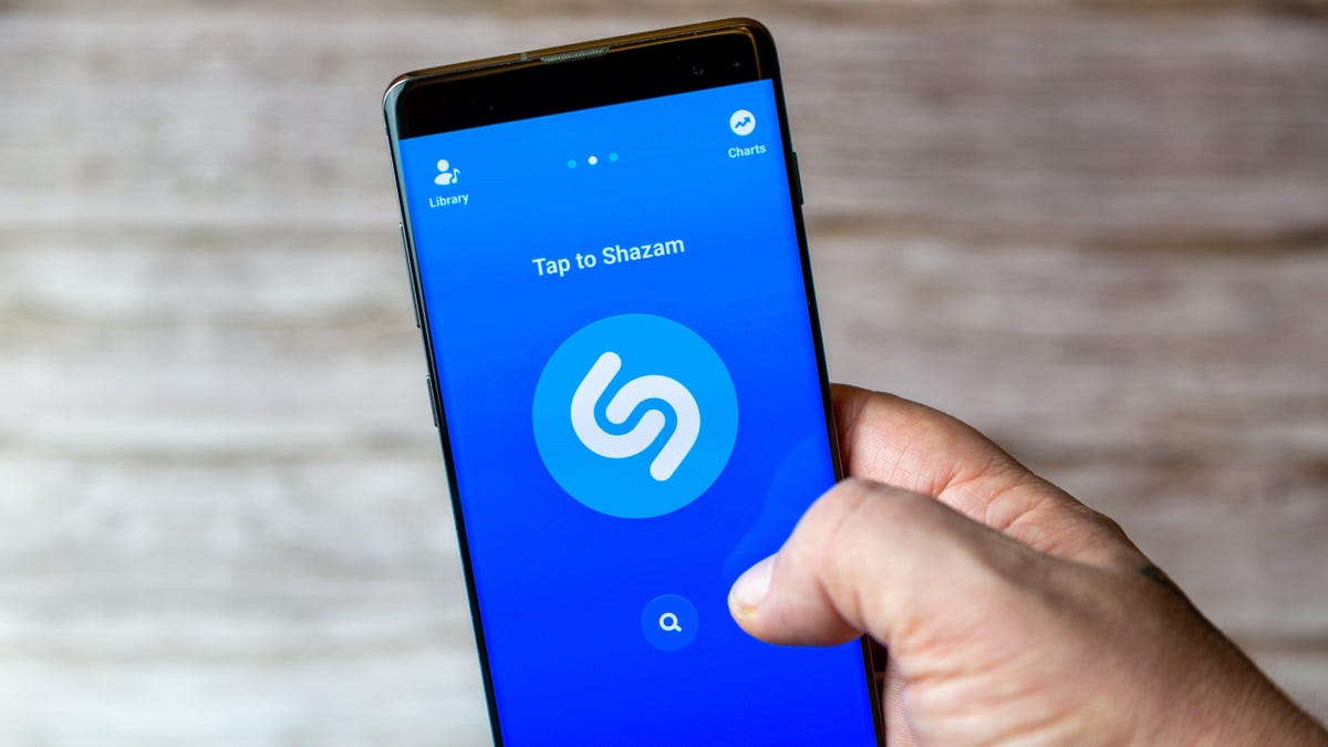 Το Shazam επεκτείνει την ενσωμάτωση iOS στο YouTube και το Instagram
