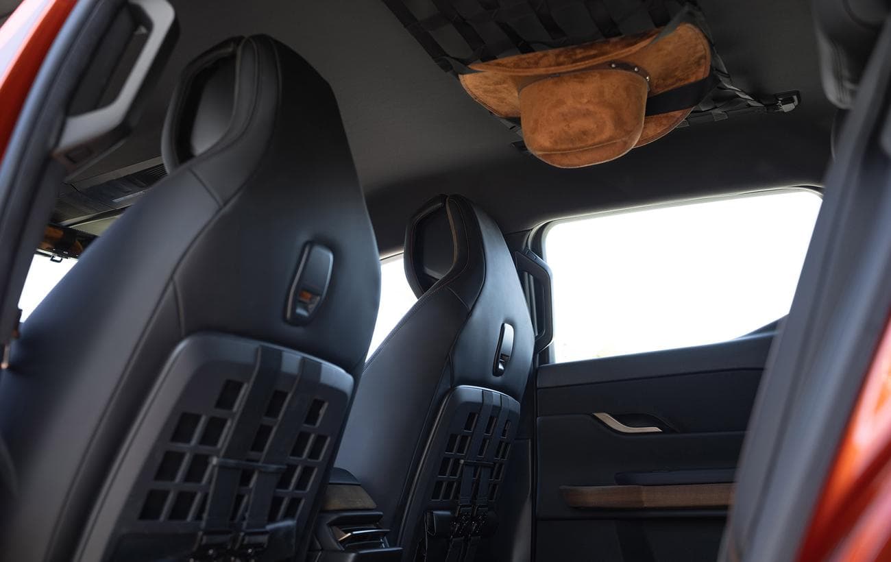 , Το Pisker’s Alaska EV pickup έχει παράλογες θήκες για καουμπόικα καπέλα, TechWar.gr