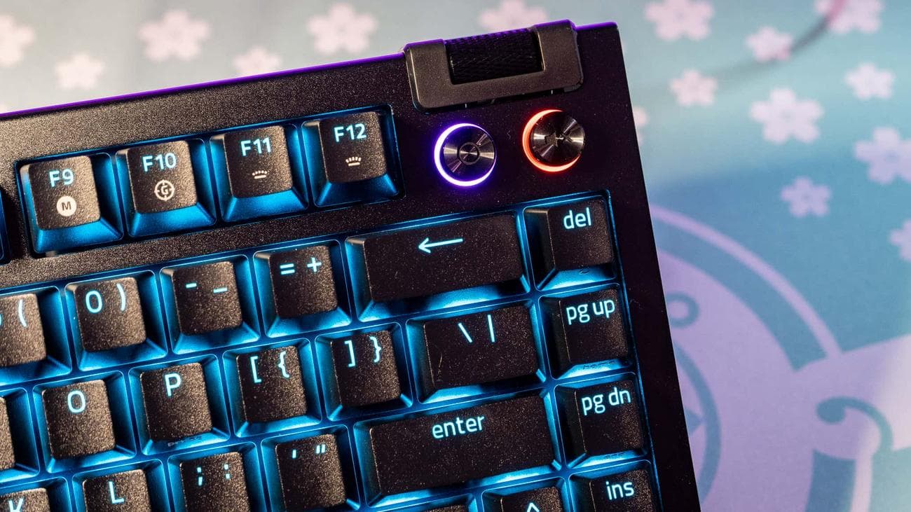 , Το Razer έκανε το ντεμπούτο του BlackWidow V4, Hot-Swap Mechanical Gaming Keyboard, TechWar.gr