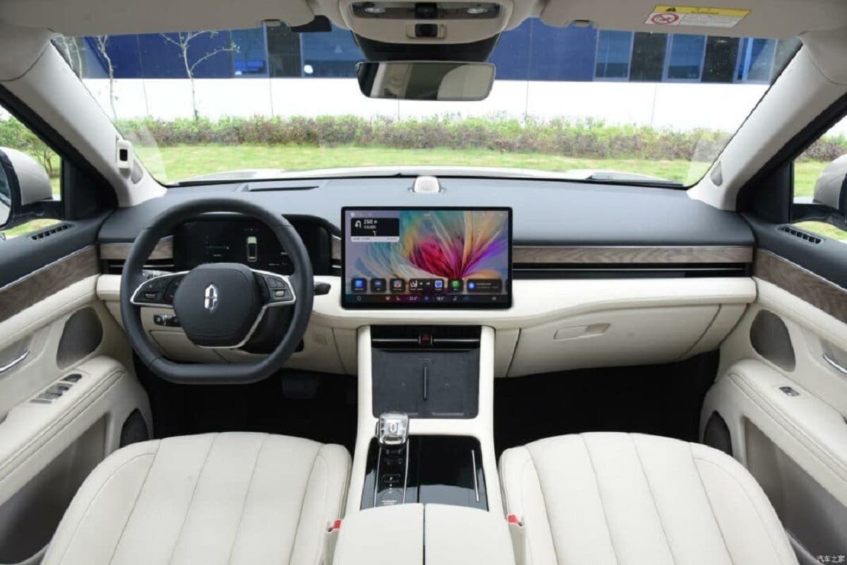 AITO Wenjie M9: έρχεται για να «κοντράρει» Mercedes και Land Rover;