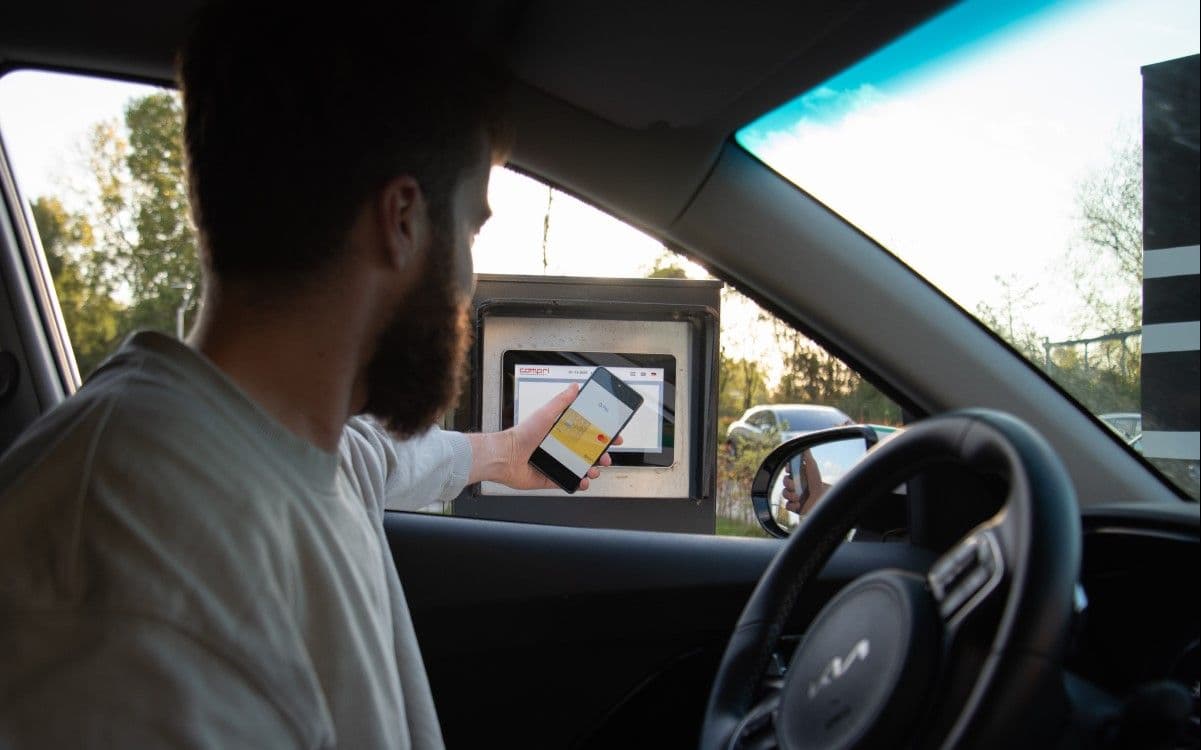 , Κάντε την καθημερινή σας κίνηση να λειτουργεί πιο εύκολα με αυτό το Android Auto dongle, TechWar.gr