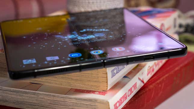 , Samsung Galaxy Z Fold 5 Review—The Best Foldable Costs Too Much, TechWar.gr