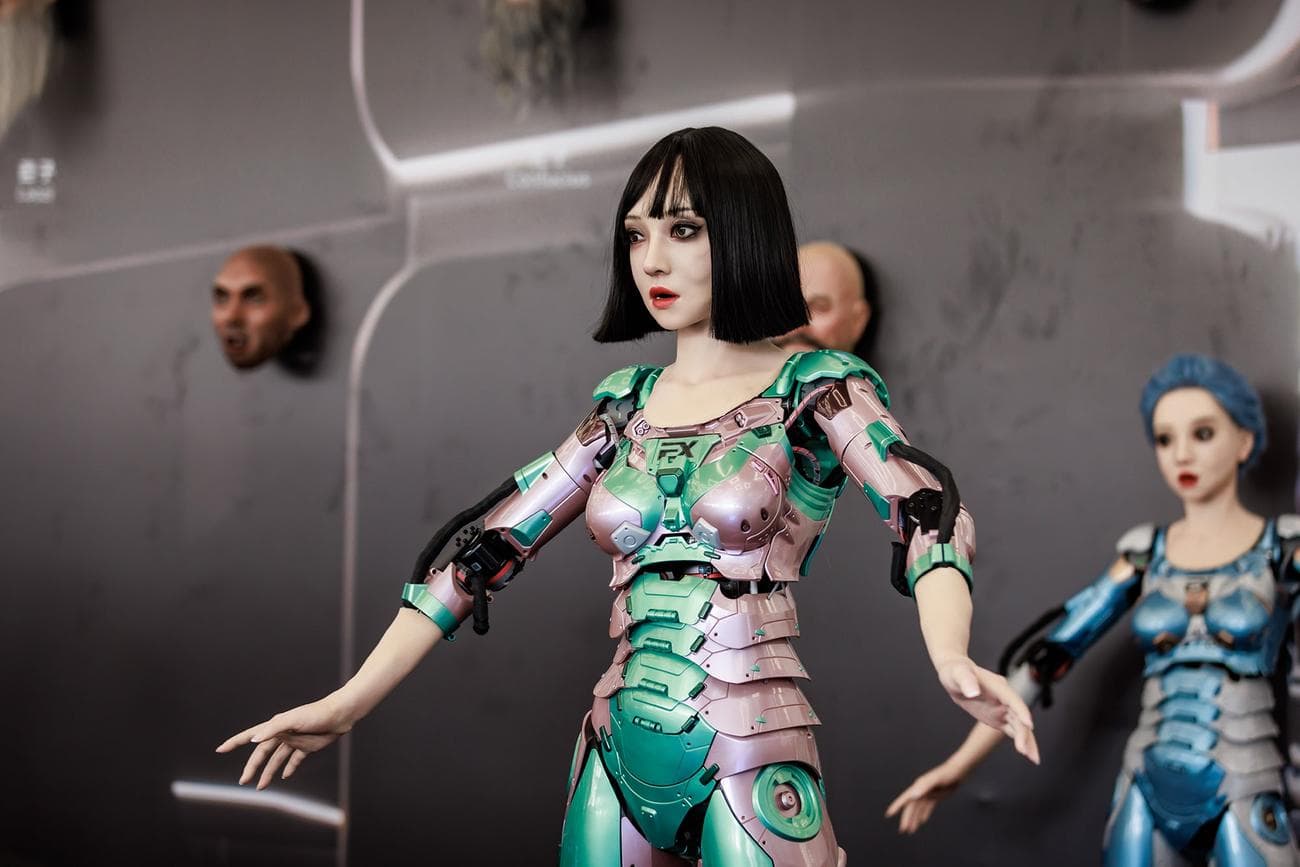 , A roundup of the World Robot Conference’s best bots, TechWar.gr