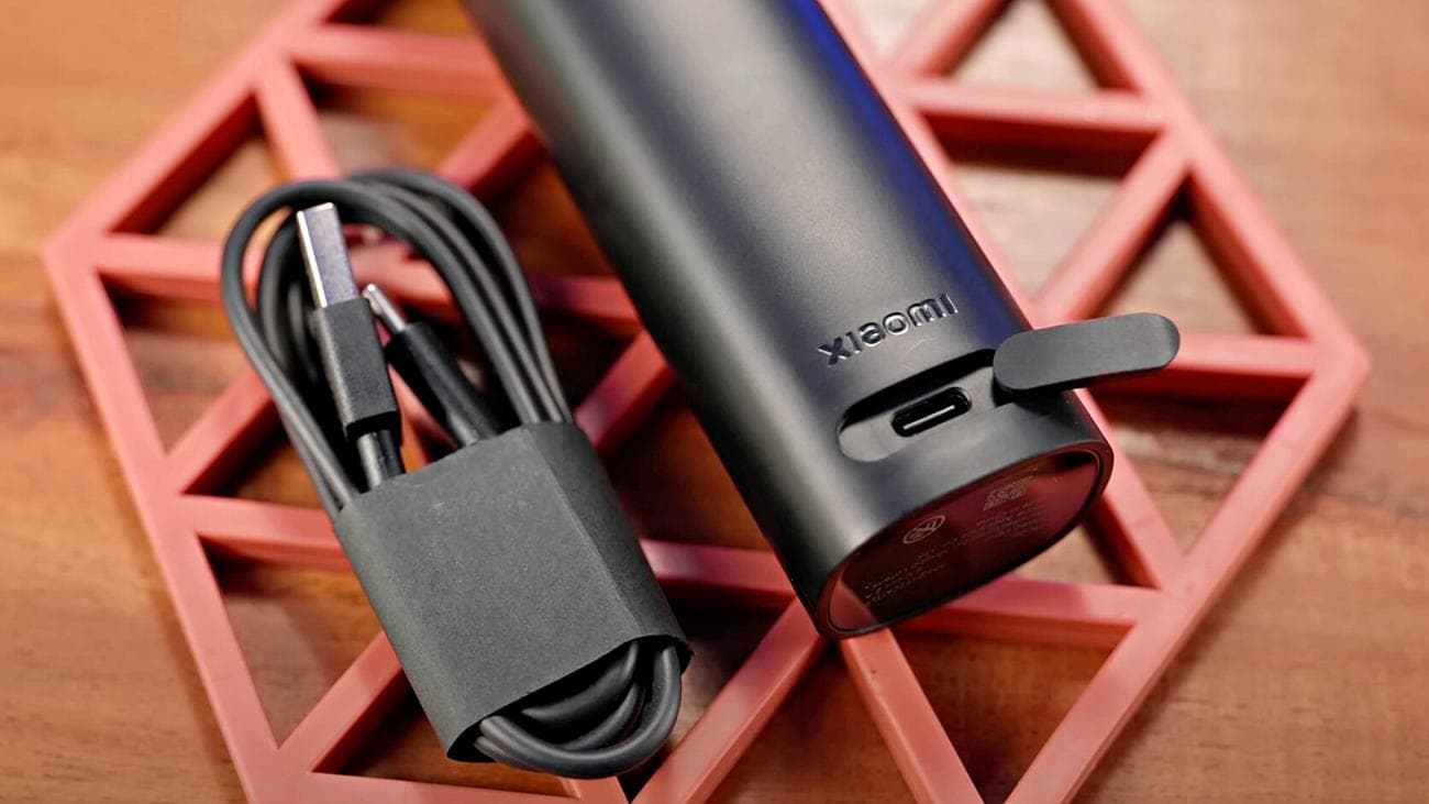 Παρά τις μεγαλύτερες μπαταρίες σε ολόκληρη τη σειρά, το iPhone 15 εξακολουθεί να χρειάζεται ταχύτερη φόρτιση και Αντίστροφη ασύρματη φόρτιση για να ανταγωνιστεί τις πιο premium ναυαρχίδες Android.  - Το iPhone 15 θα χρησιμοποιεί την ίδια θύρα USB με την οδοντόβουρτσα και την ξυριστική μηχανή μου, αλλά αυτό δεν διορθώνει τα πάντα