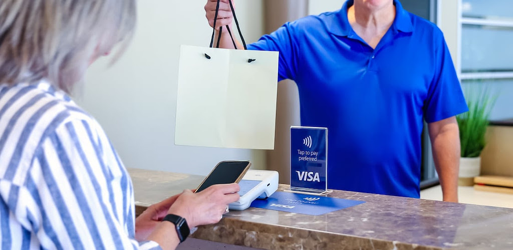 Έρευνα Visa: Οι ψηφιακές πληρωμές ενισχύουν τον κύκλο εργασιών των ελληνικών μικρομεσαίων επιχειρήσεων