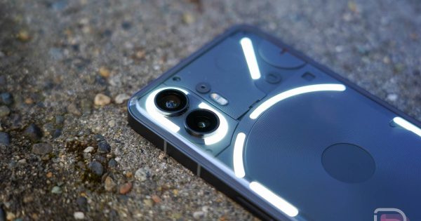 Ακόμα μια ενημέρωση κάμερας κατευθύνθηκε στο Nothing Phone 2
