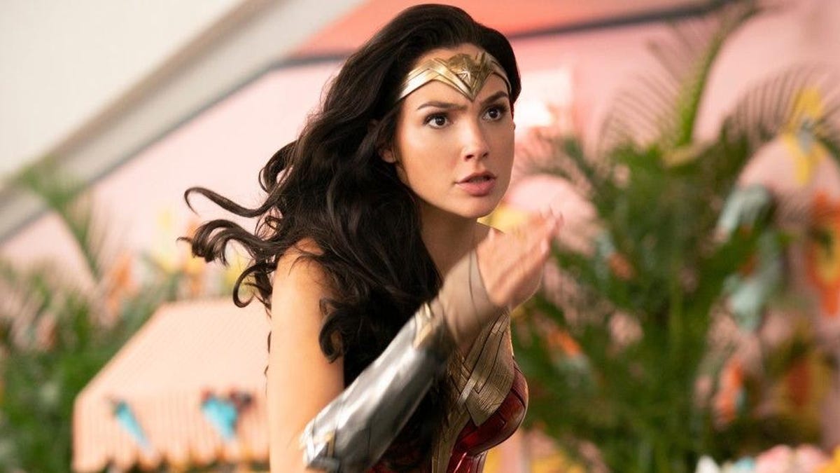 Η Gal Gadot επιμένει ότι το Wonder Woman 3 εξακολουθεί να συμβαίνει, ξανά