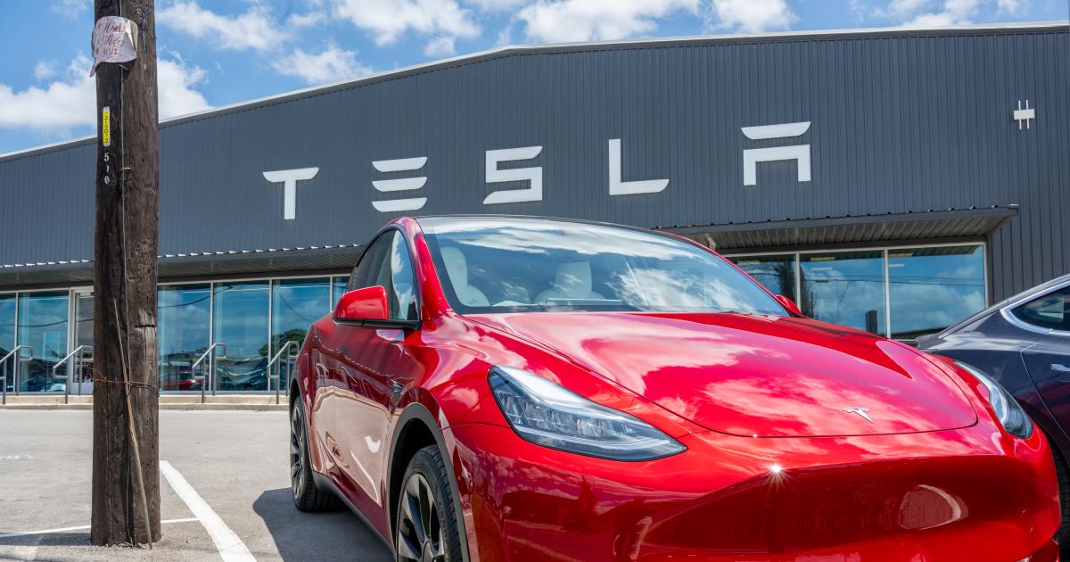 Η εφαρμογή iPhone της Tesla μπορεί πλέον να ελέγχει το αυτοκίνητό σας μέσω του Siri

