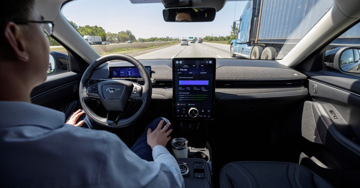 Η λειτουργία hands-free BlueCruise της Ford είναι πλέον διαθέσιμη ως μηνιαία ή ετήσια συνδρομή
