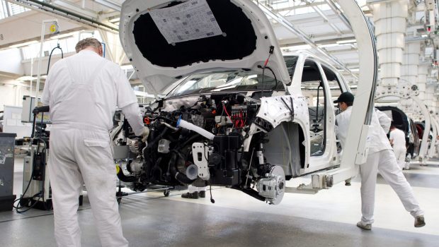 Ημιαγωγοί: Η έλλειψη τσιπ στην αυτοκινητοβιομηχανία «θα διαρκέσει χρόνια»