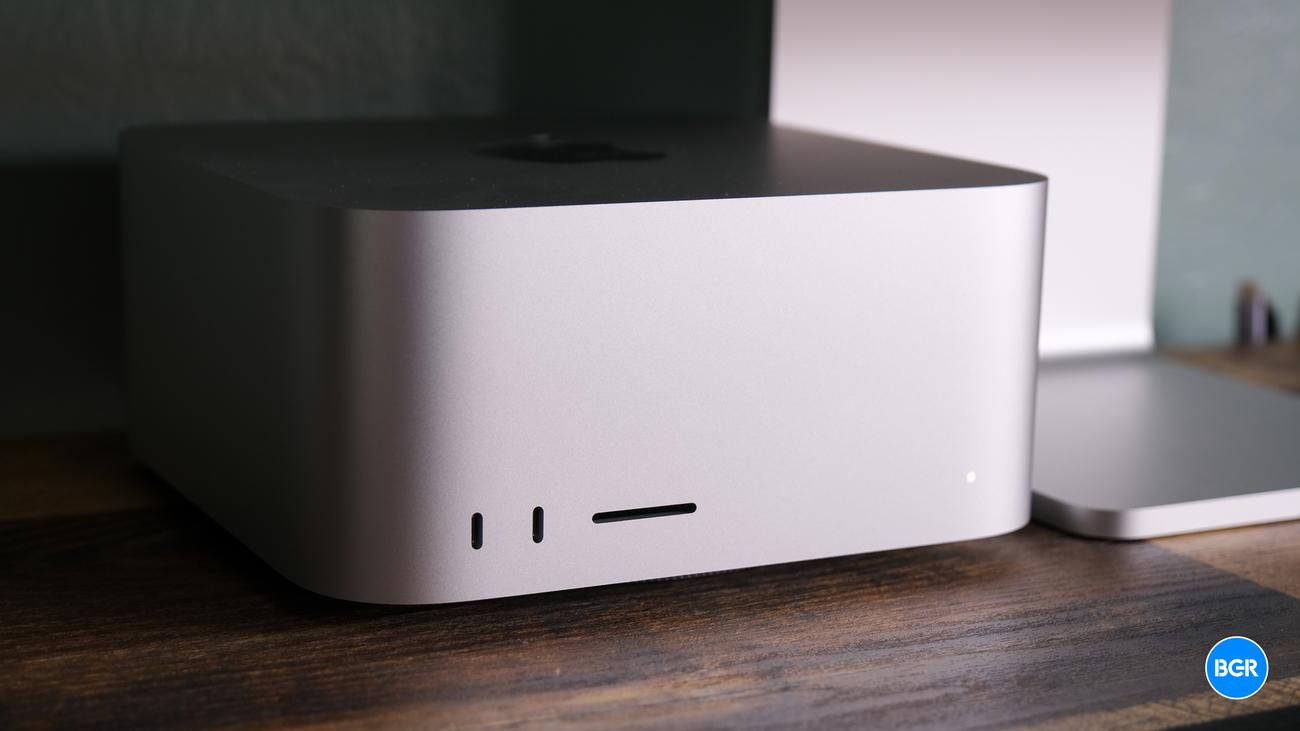 Κριτική Mac Studio 2023 (M2 Ultra).
