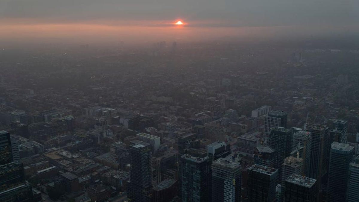 Ο καπνός πυρκαγιάς του Καναδά έσπασε ετήσιο ρεκόρ ρύπανσης σε μόλις επτά μήνες