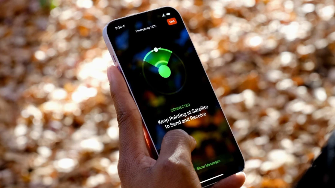 Οικογένεια σώθηκε από τις πυρκαγιές στην Χαβάη χάρη σε χαρακτηριστικό του iPhone 14