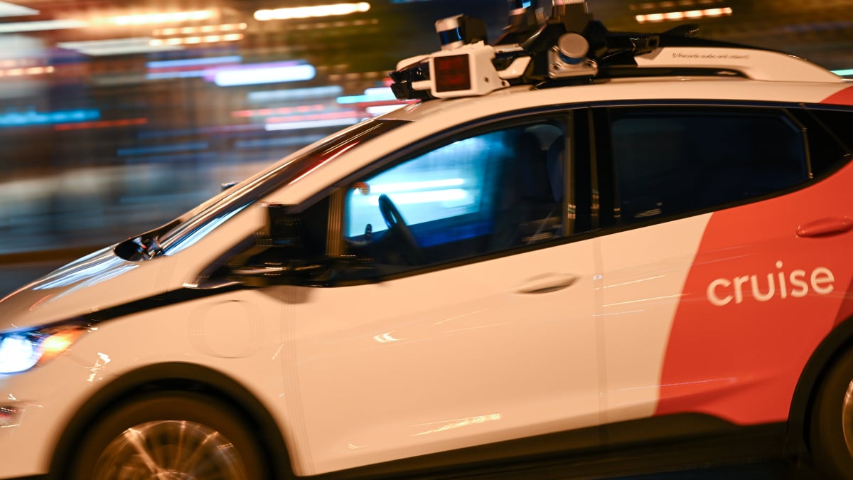 Τα ζευγάρια κάνουν σεξ σε ρομποταξία SF, λέει η έκθεση
